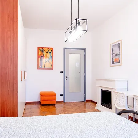 Student's Apartment *